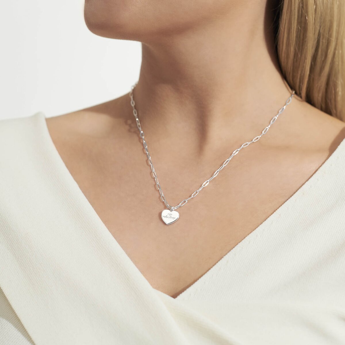 JJ Moments Necklace - Happy Valentines