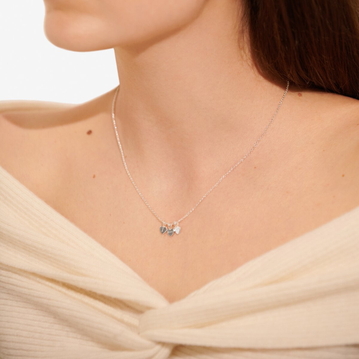 JJ A Little Necklace - I Love You
