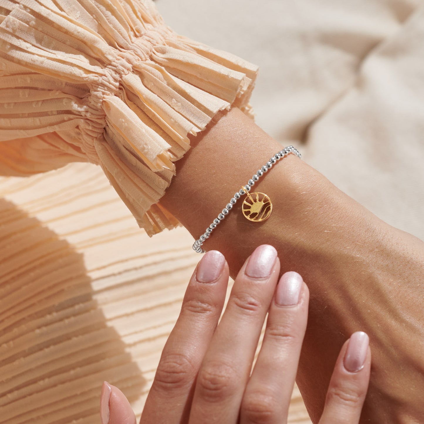 JJ A Little Bracelet - Trust In The Magic Of New Beginnings