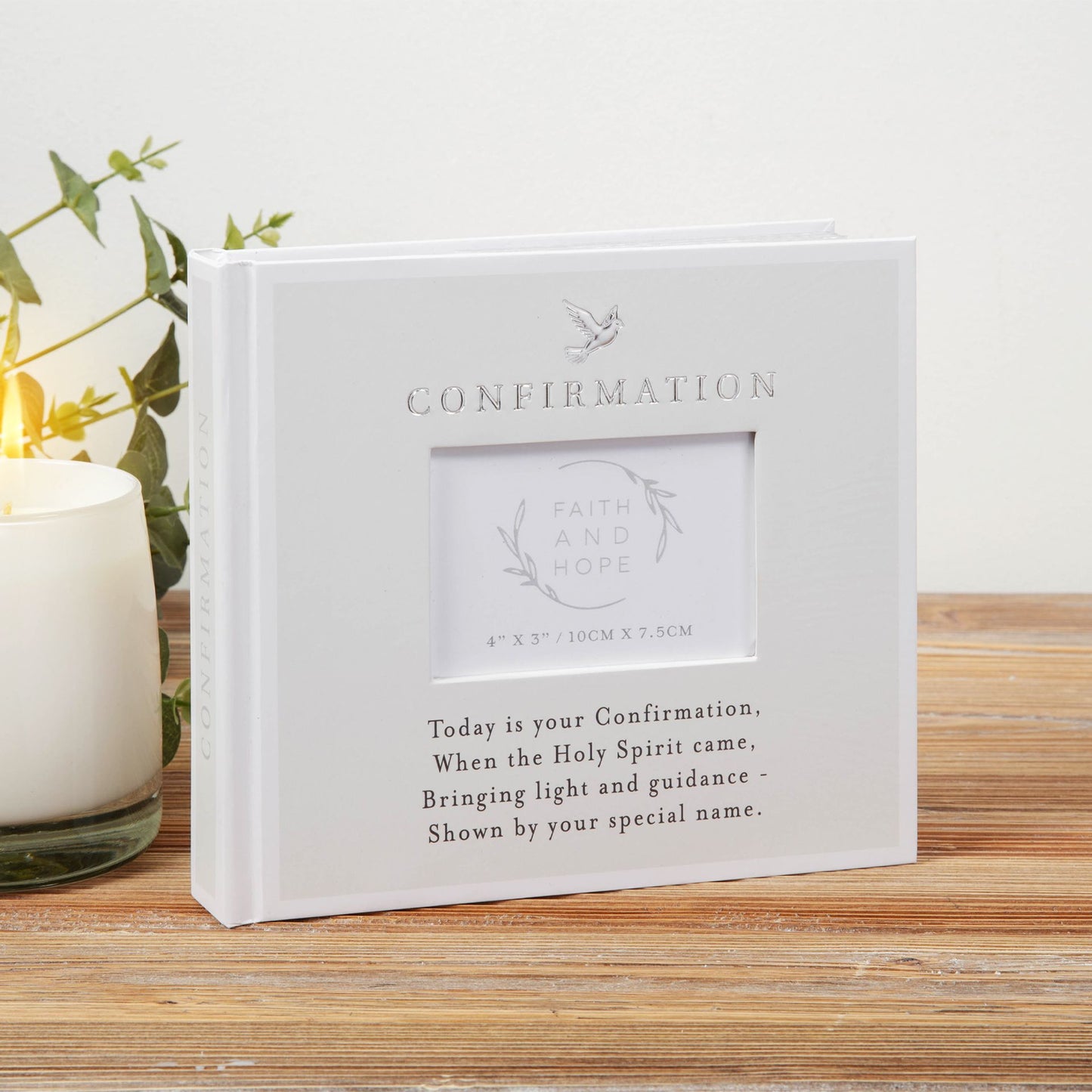 WDP Confirmation Album Holds 4' x 6' Photos