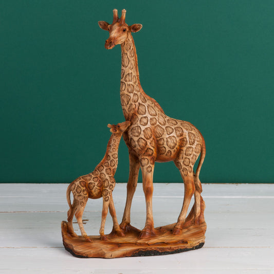 WDP Wood Effect Figurine Giraffe & Calf