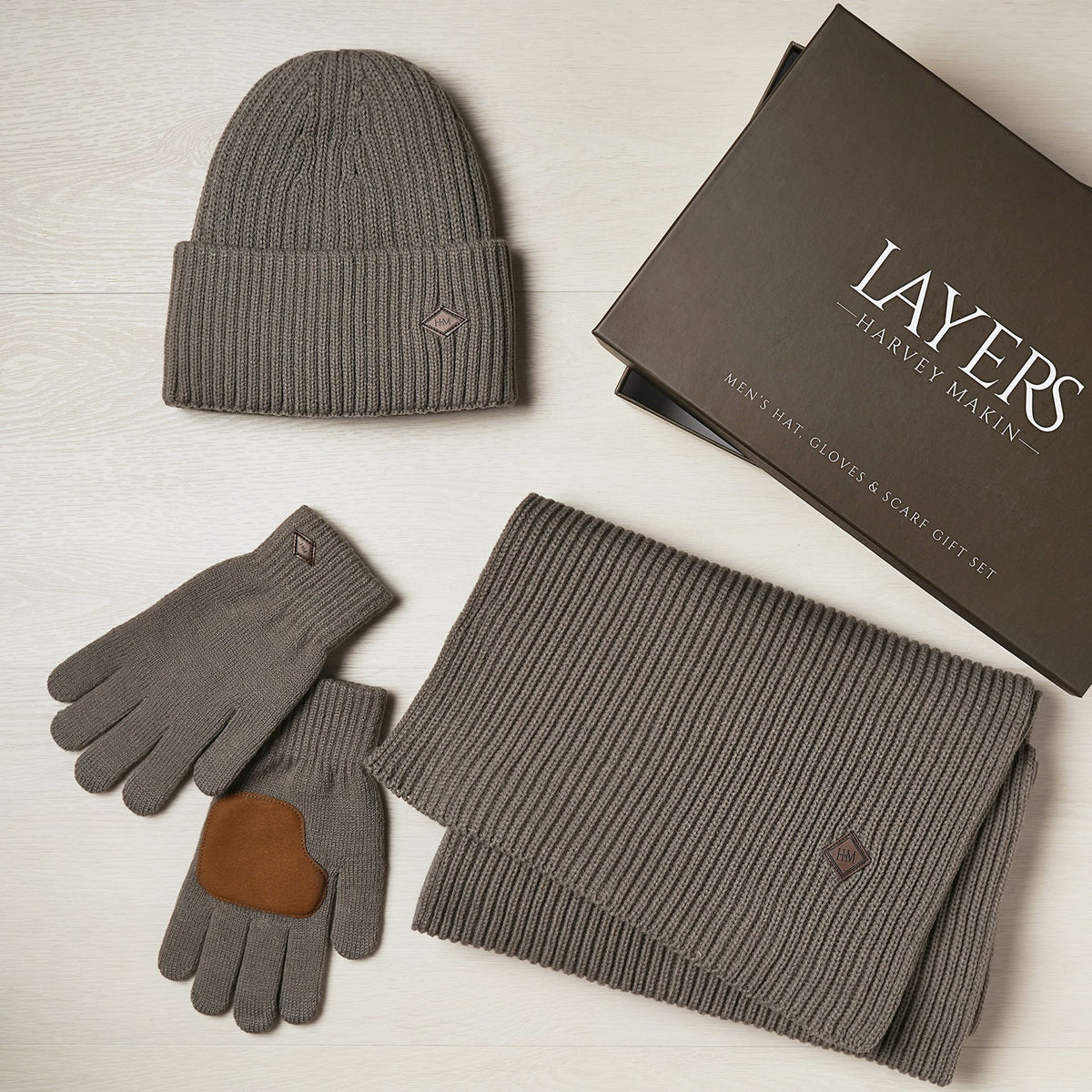 WDP Harvey Makin Layers Hat Gloves and Scarf Gift Set - Grey