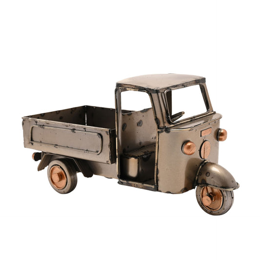 WDP Harvey Makin Ornament - Tricycle